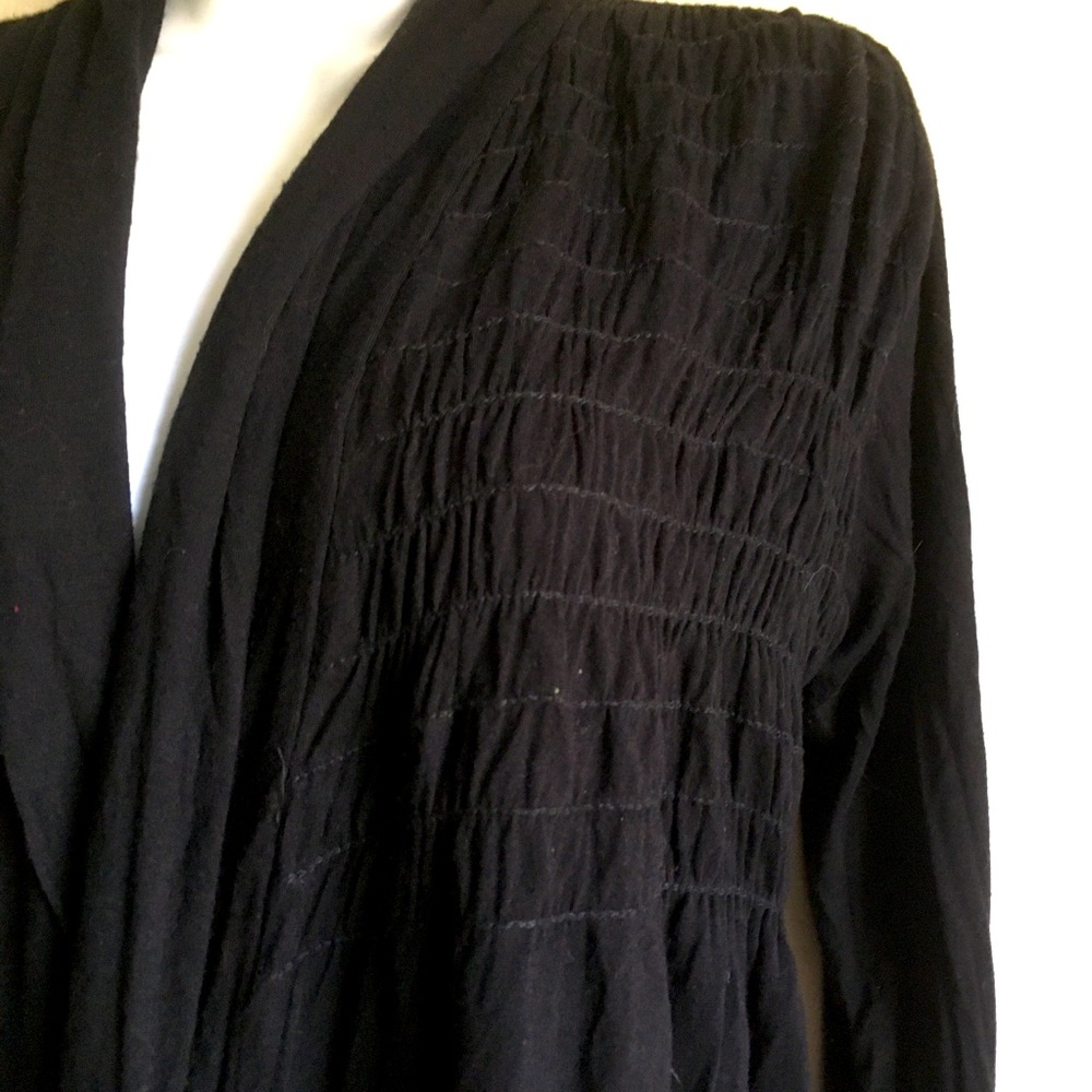 Cha-cha Vente light weight black cardigan sweater size M